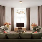 Mera Hotel